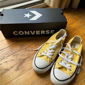 Converse Canvas All Stars